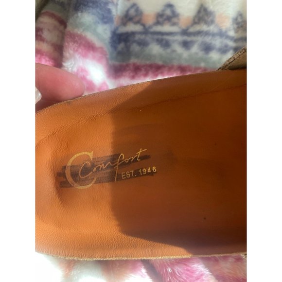 Sandals - Picture 6 of 7